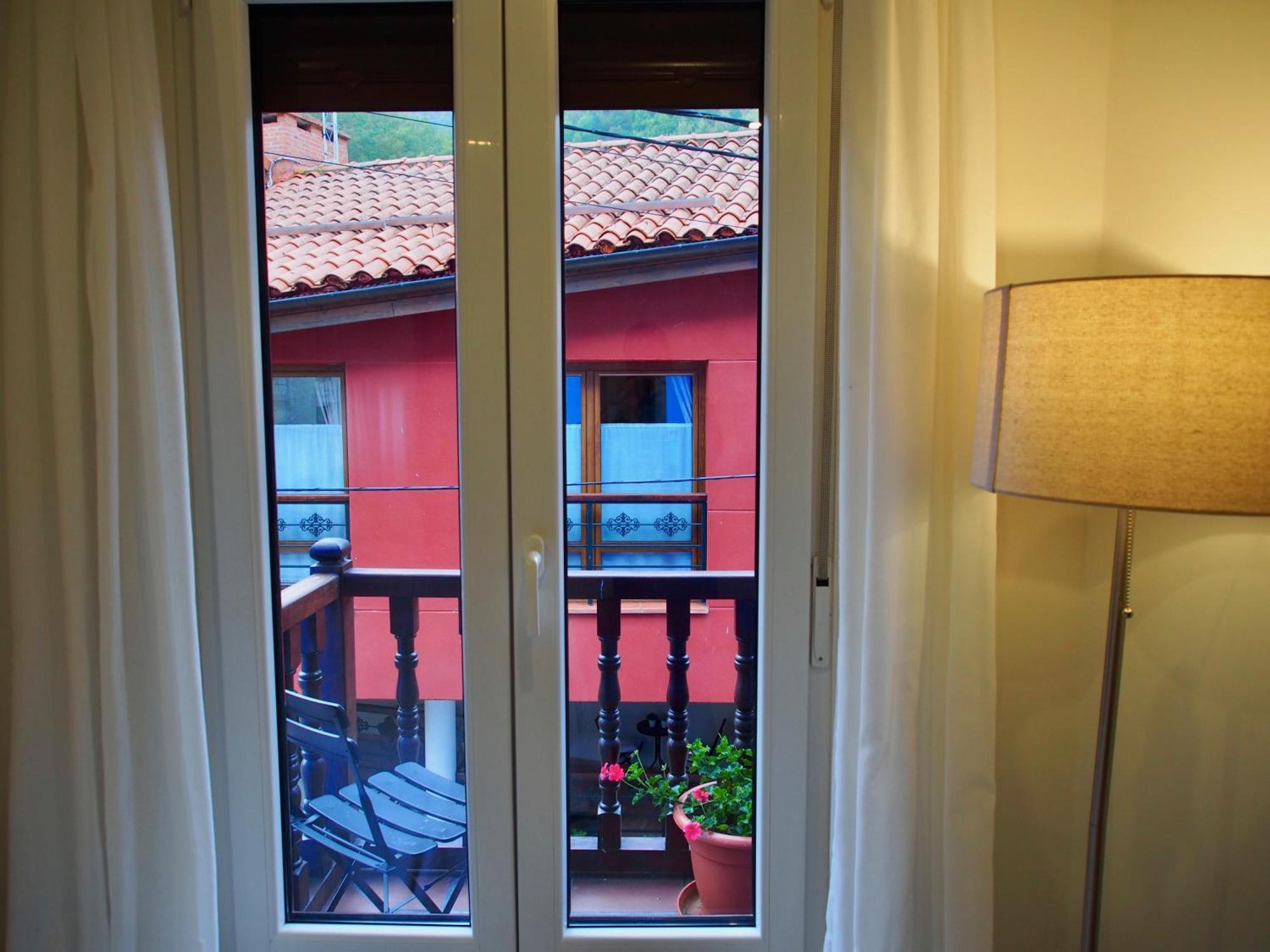 Hostal Remona Espinama Εξωτερικό φωτογραφία