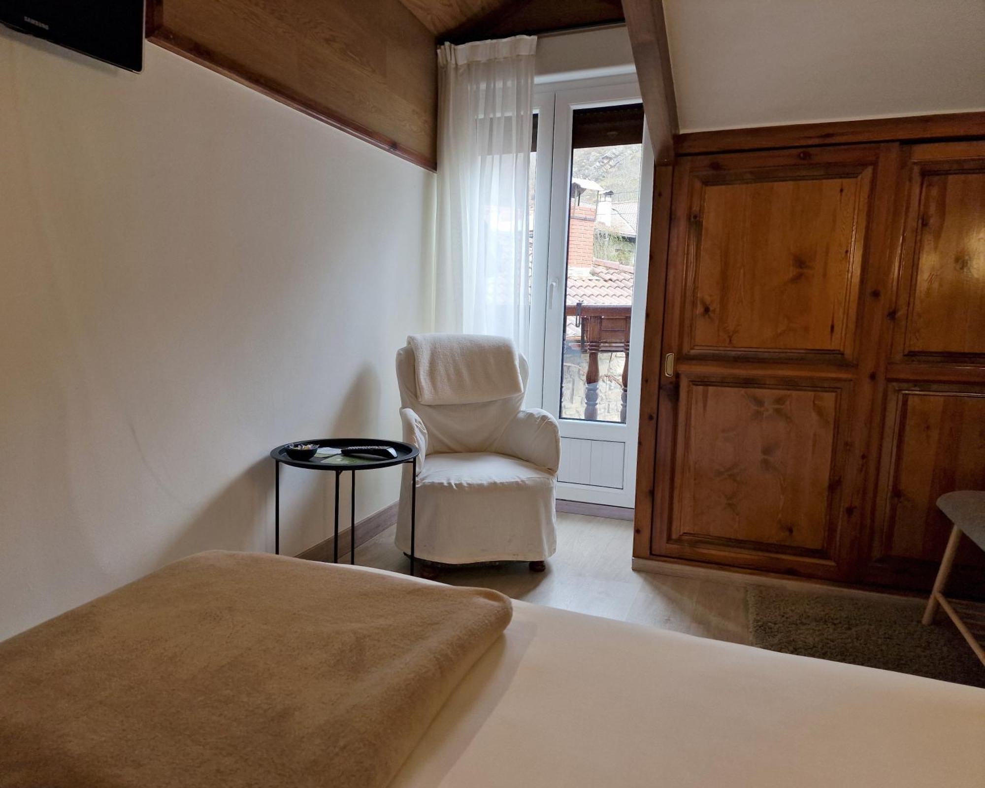 Hostal Remona Espinama Εξωτερικό φωτογραφία