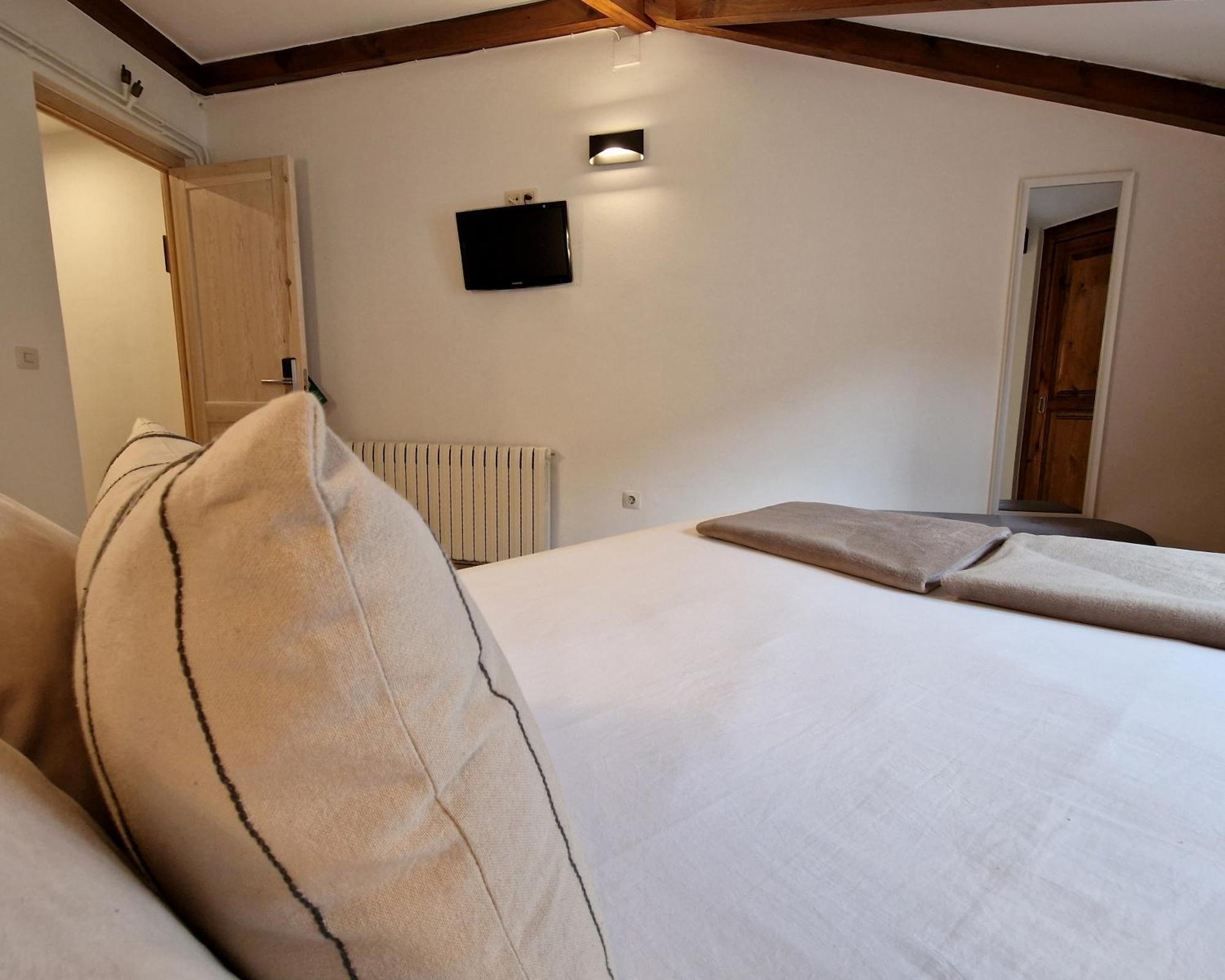 Hostal Remona Espinama Εξωτερικό φωτογραφία